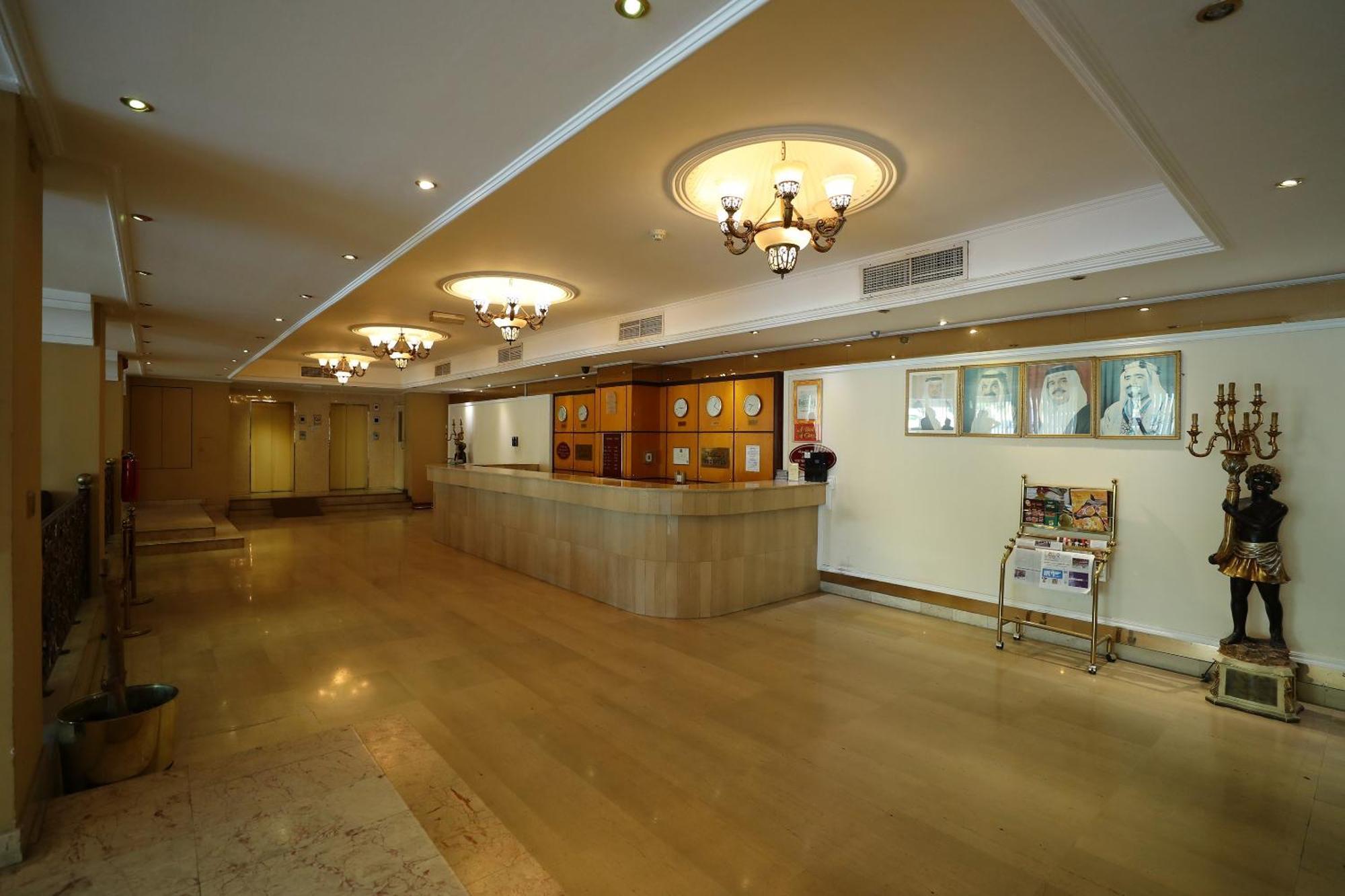 Oyo 112 Semiramis Hotel Manama Eksteriør billede