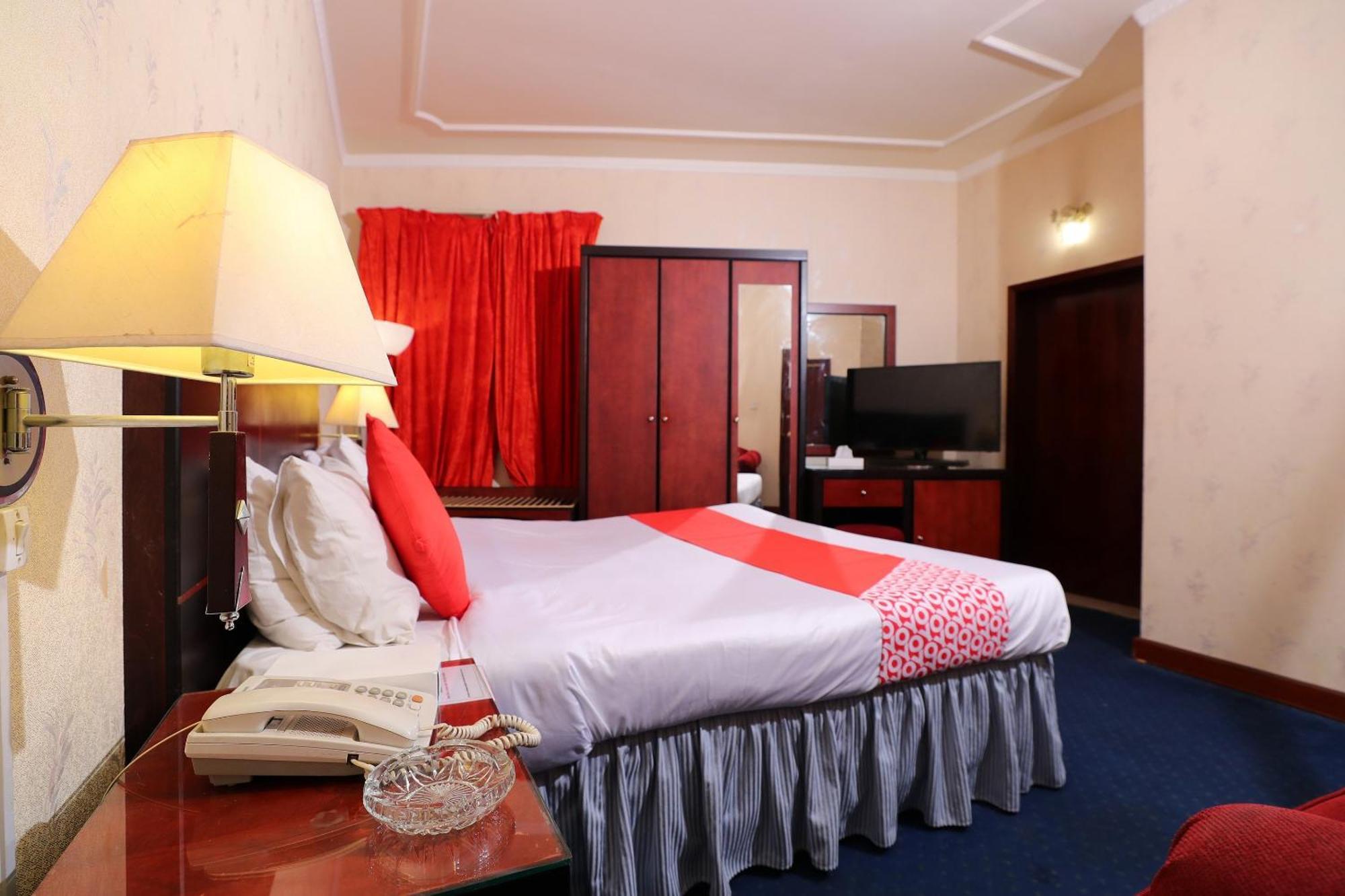 Oyo 112 Semiramis Hotel Manama Eksteriør billede