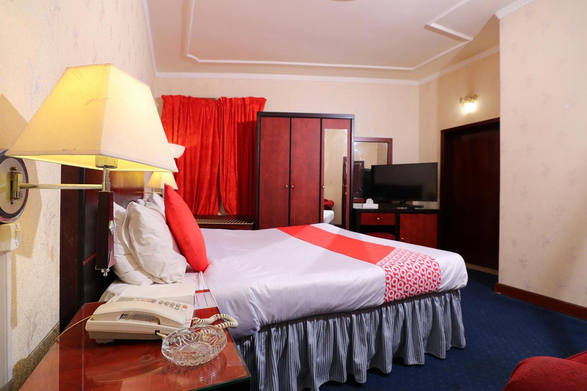 Oyo 112 Semiramis Hotel Manama Eksteriør billede